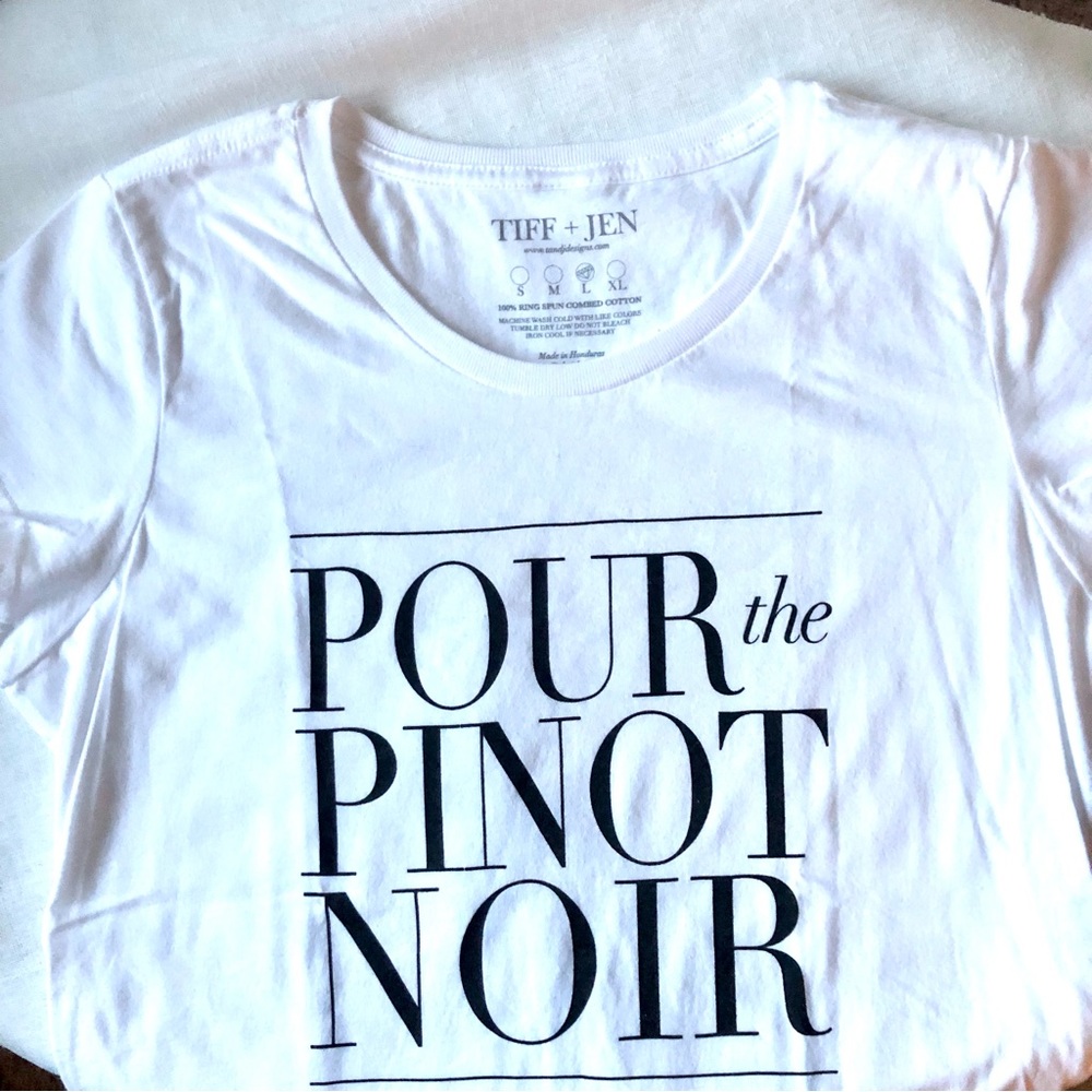 L Ladies Pinot Noir T-shirt New! (Fits M)